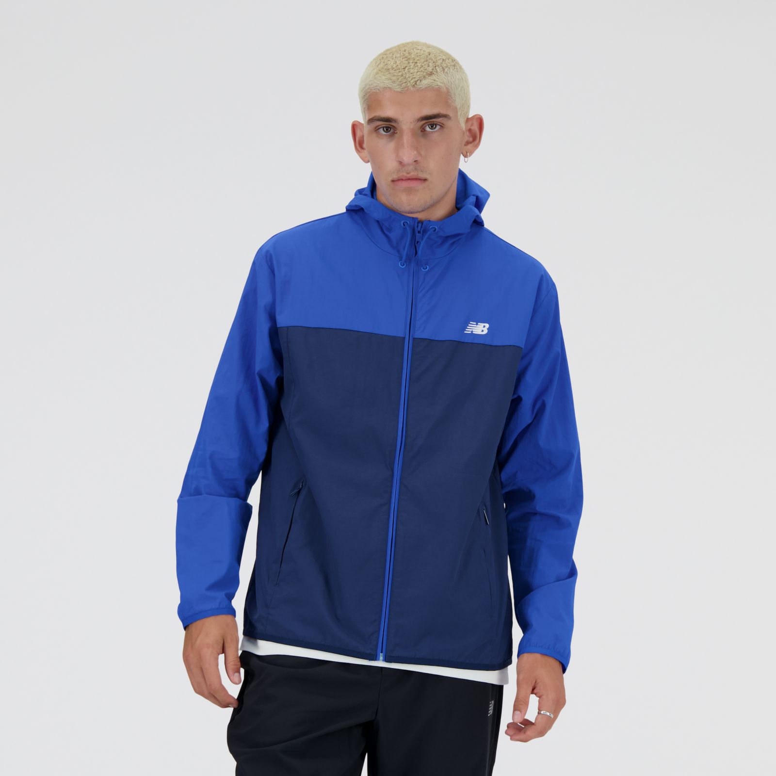 New Balance Campera Athletics Woven Jacket MJ41506, Blue/Navy, swatch